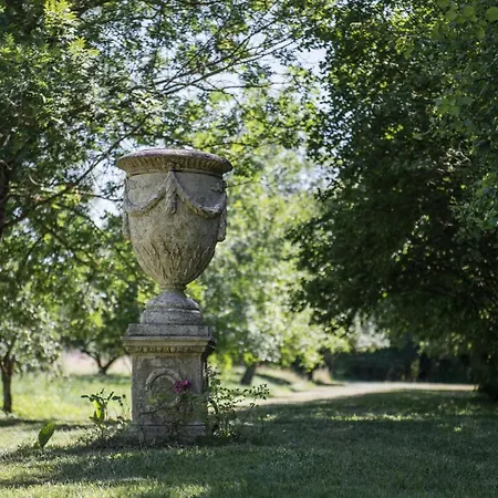 Domaine De Chalaniat Bed & Breakfast La Sauvetat (Puy-de-Dome)